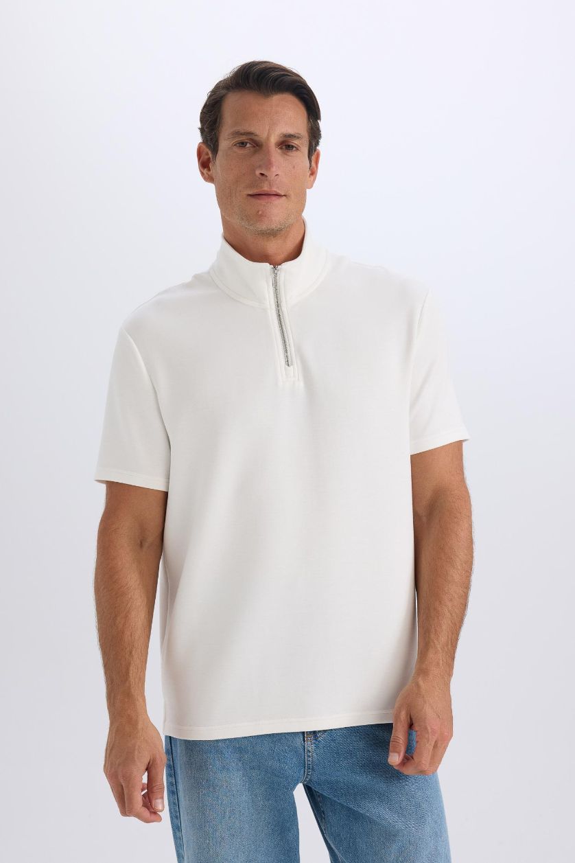 MAN White Regular Fit Stand Collar Short Sleeve Heavy Fabric T-Shirt