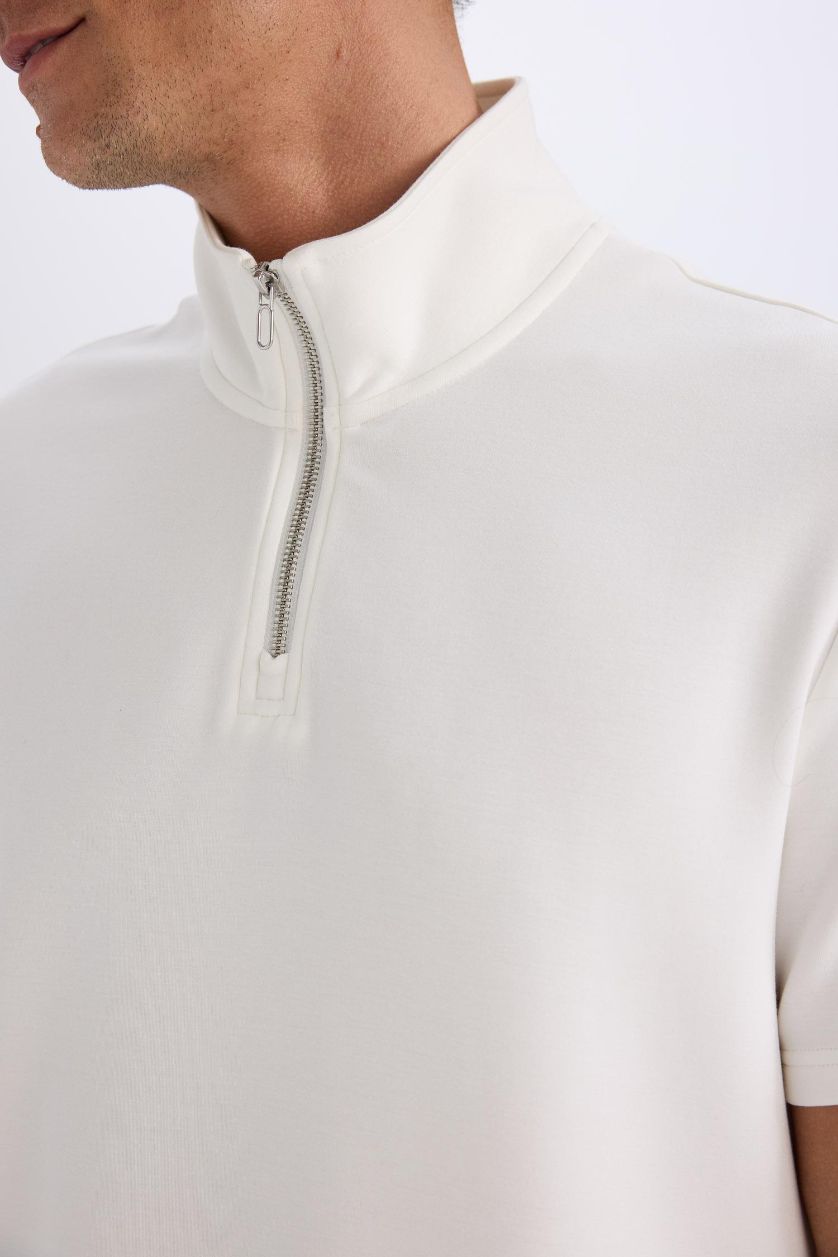 MAN White Regular Fit Stand Collar Short Sleeve Heavy Fabric T-Shirt