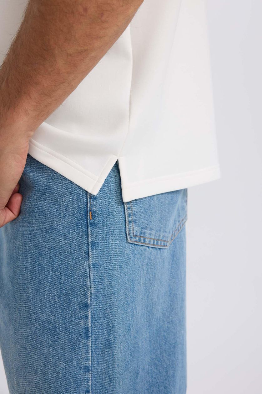 MAN White Regular Fit Stand Collar Short Sleeve Heavy Fabric T-Shirt