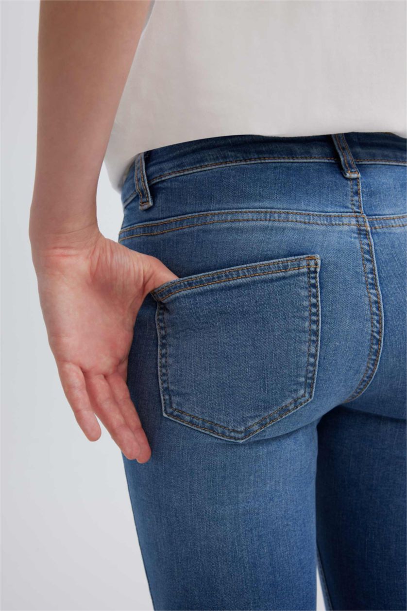 نساء أزرق بنطرون جينز سكيني فيت بخصر عادي