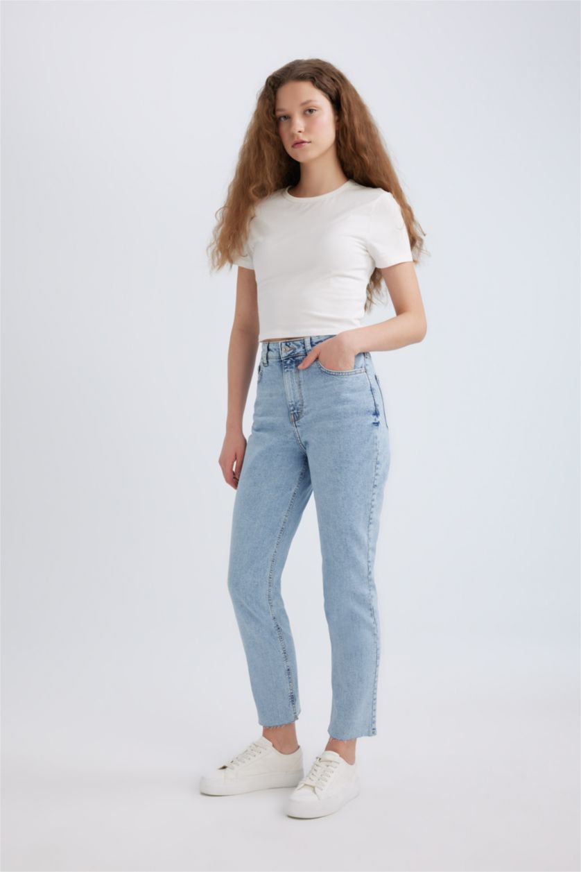 نساء أزرق فاتح بنطلون جينز فينتج بقصة مستقيمة وخصر عالي وحافة ممزقة