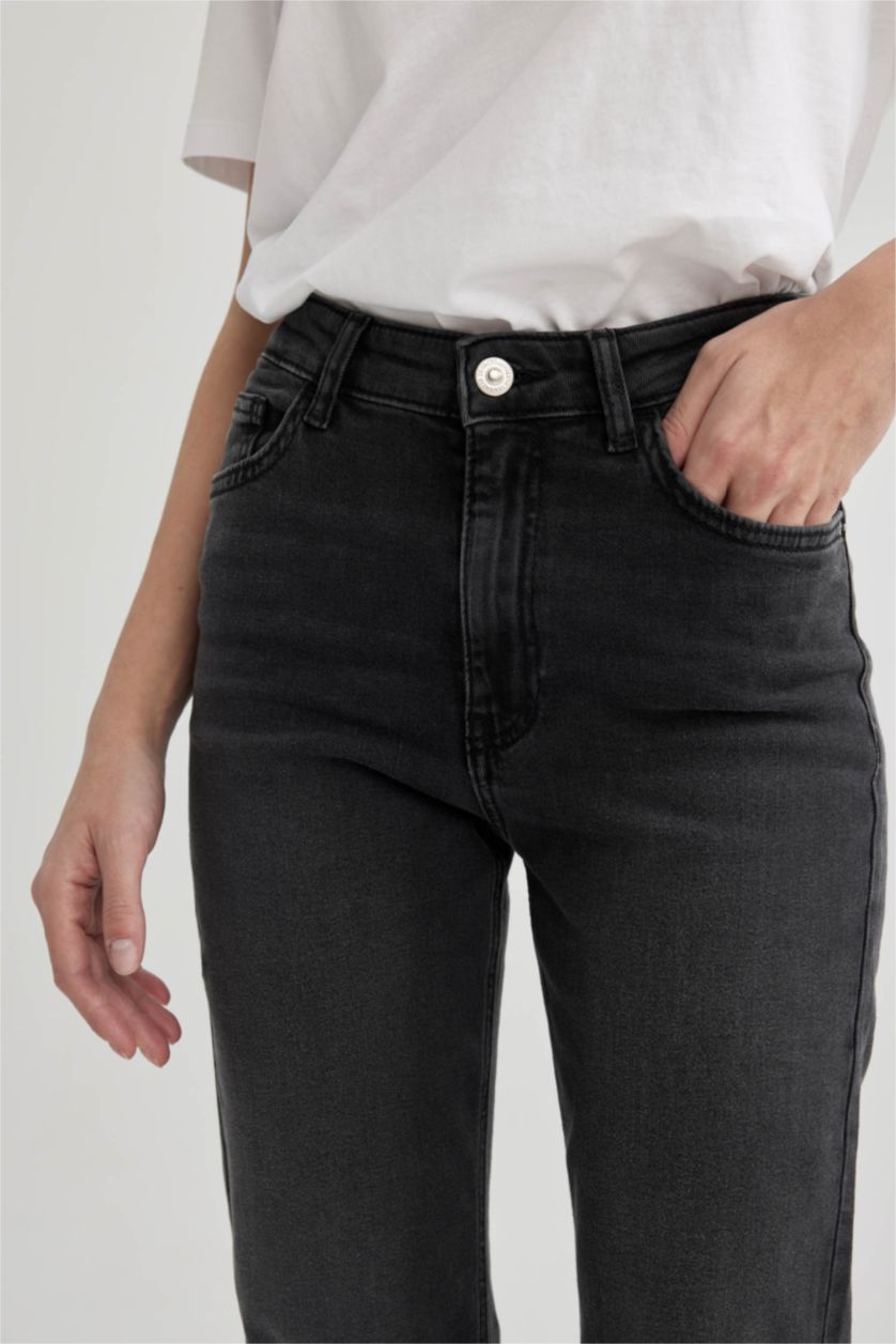 نساء أنثرا بنطلون جينز شارلستون برجل واسع بحافة ممزقة وخصر عالي