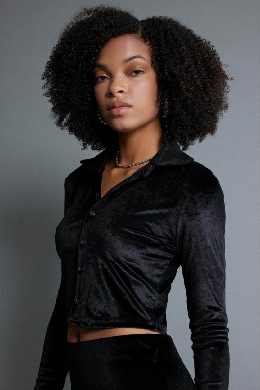 Black WOMAN Slim Fit Velvet Long Sleeve Shirt 3026287 | DeFacto