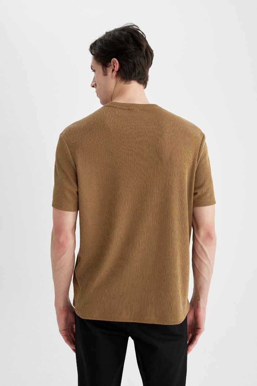 Erkek Camel Regular Fit Bisiklet Yaka Cepli Kısa Kollu Tişört