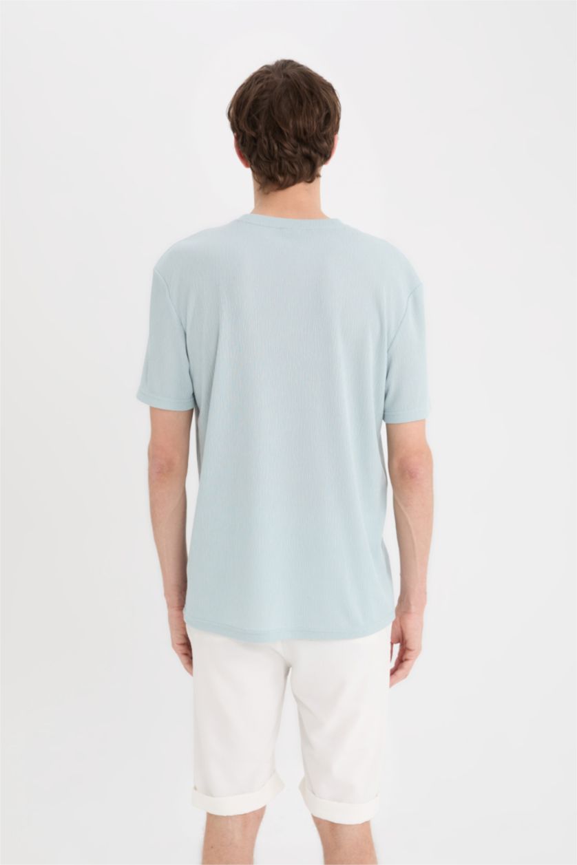 Erkek Açık Mavi Regular Fit Bisiklet Yaka Cepli Kısa Kollu Tişört