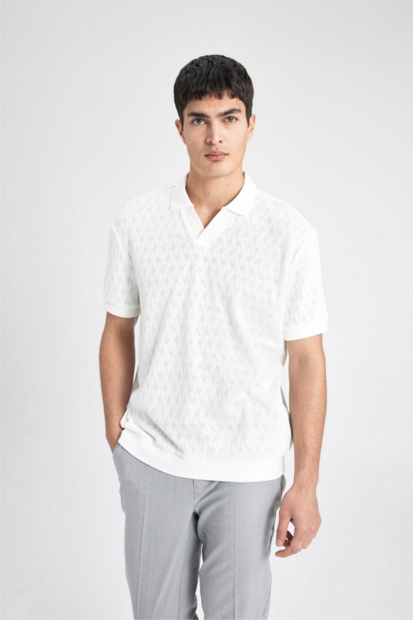Man White Regular Fit Knitting Look Short Sleeve Polo T-Shirt