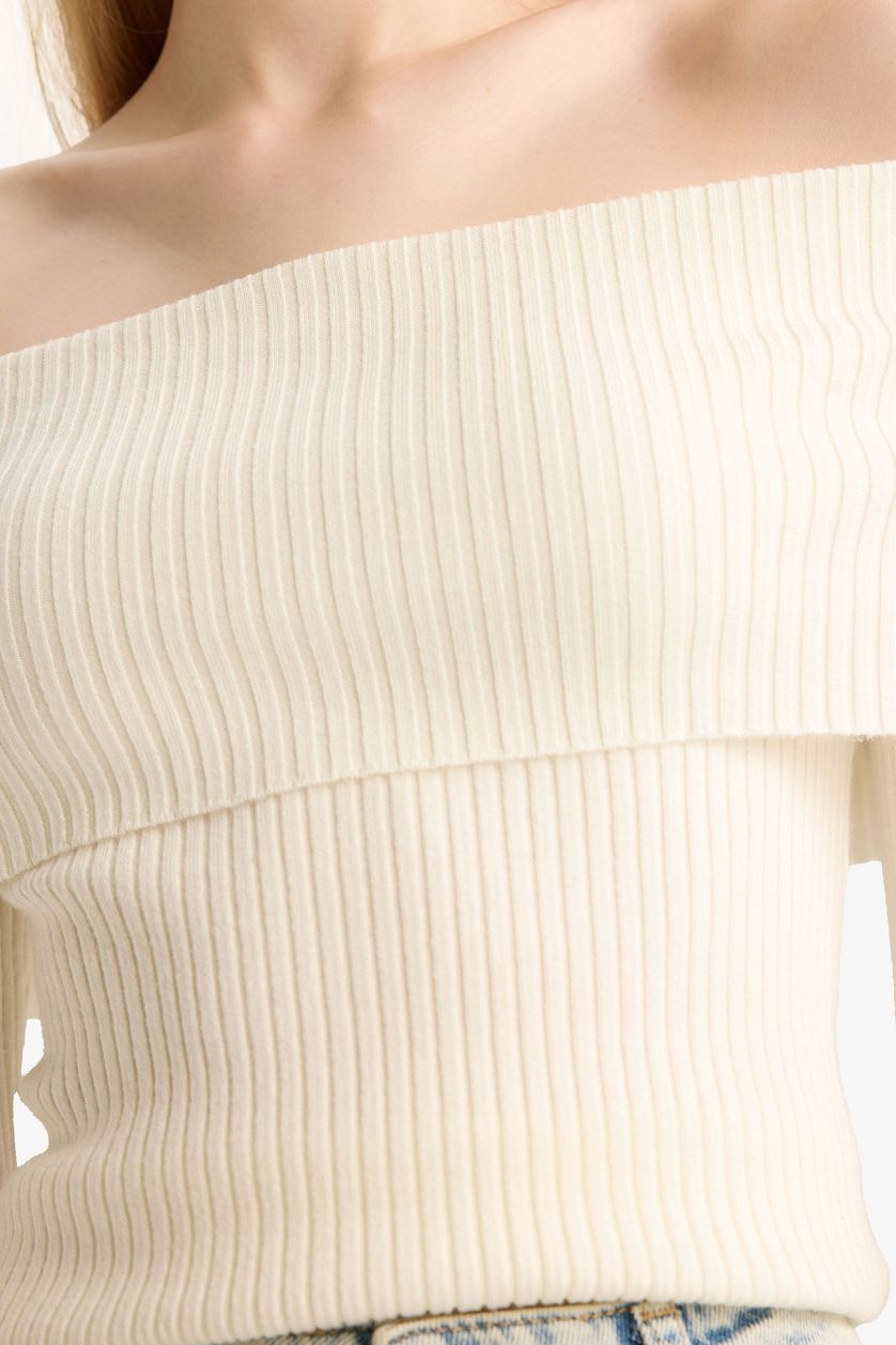 Kadın Ekru Slim Fit Dar Kesim Açık Omuz Triko Kazak
