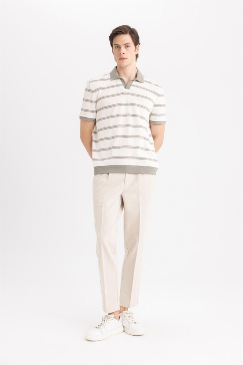 رجال كاكي فاتح تيشيرت بولو كريب قصة عادية