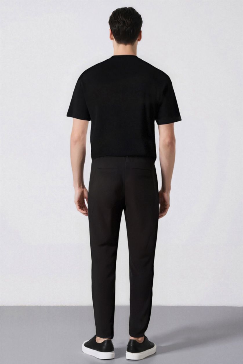 Erkek Siyah Jogger Düz Paça Her Yöne Esneyen Yazlık Kumaş Pantolon