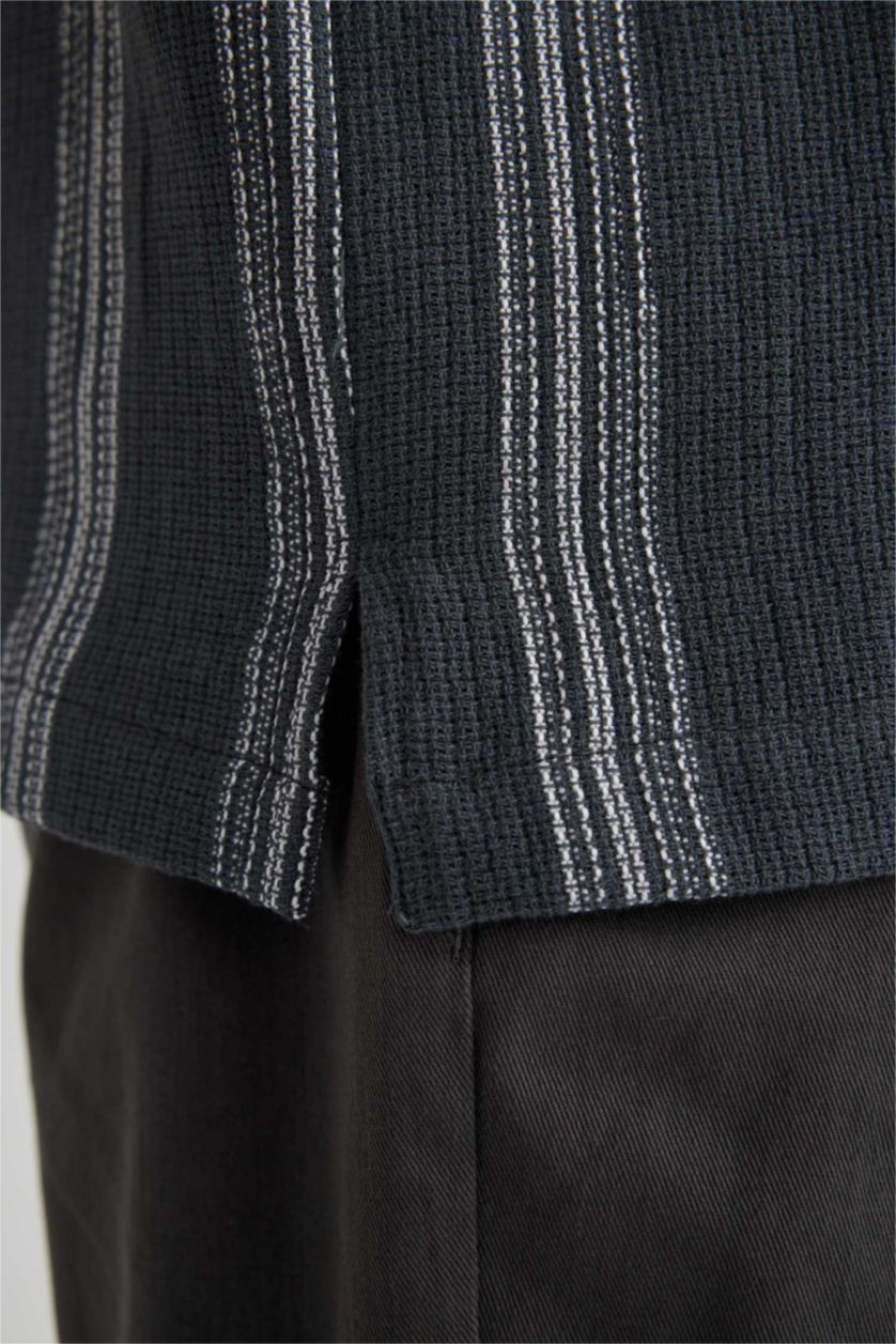 رجال أنثرا قميص مخطط نص ردن قصة مريحة