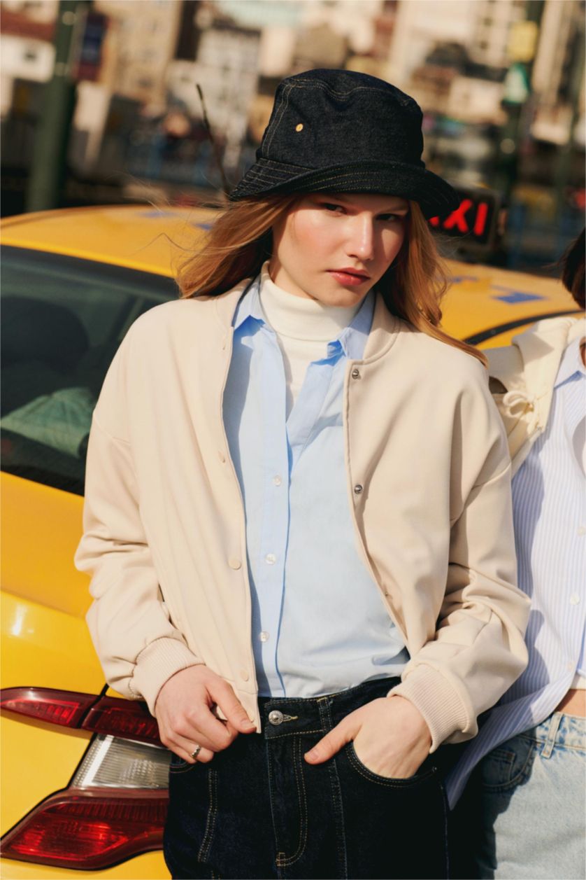 Kadın Kum Kolej Yaka Çıtçıtlı Cepli Hafif Mevsimlik Bomber Ceket