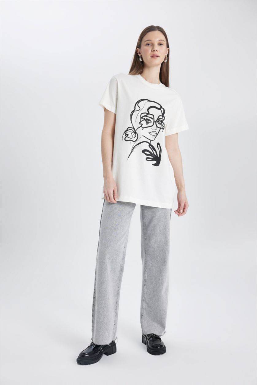 حريمي بيج فاتح تونيك نص كم قصة عادية بياقة مستديرة بيج فاتح