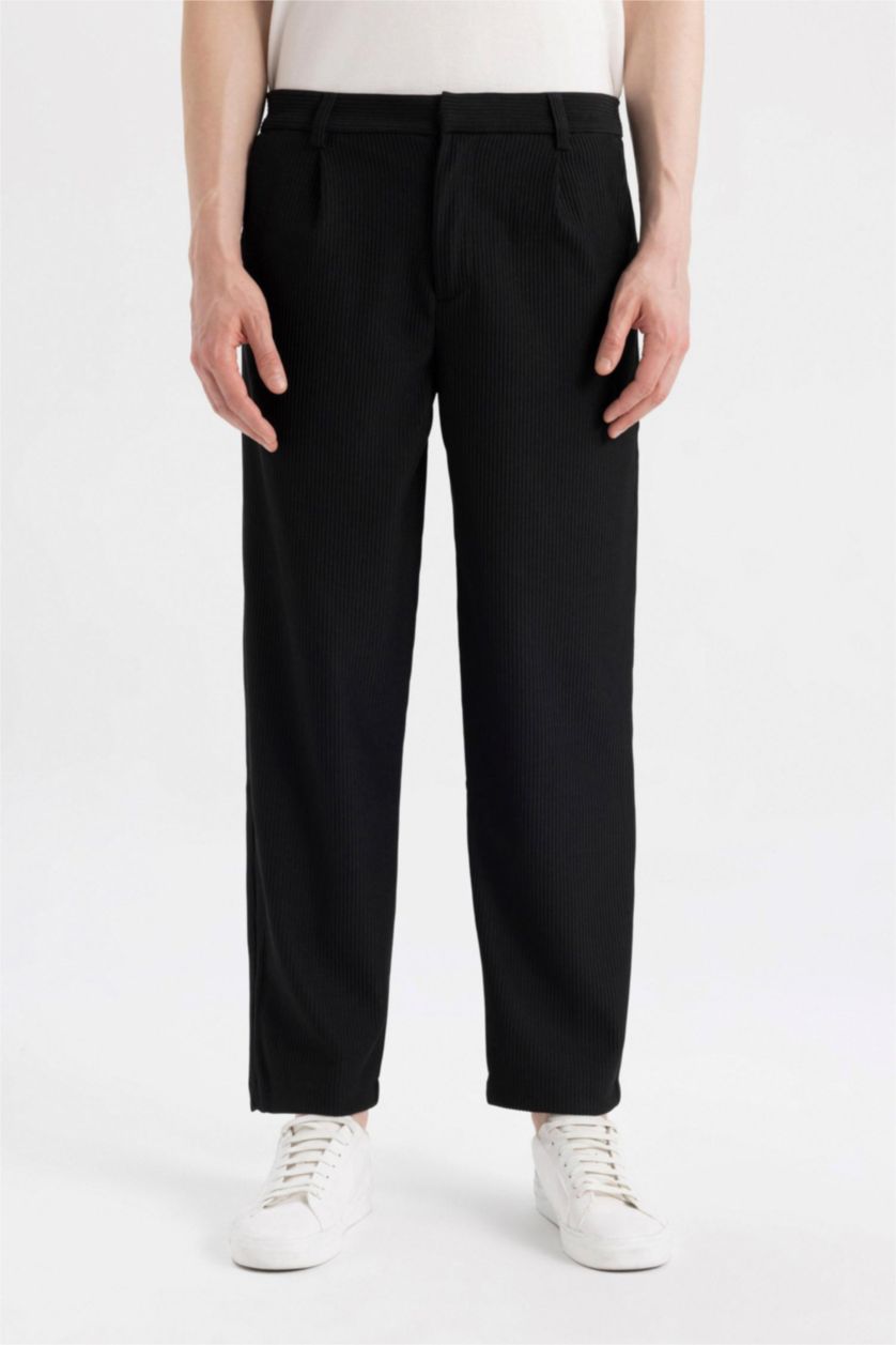 Man Black Tapered Fit Regular Hem Trousers