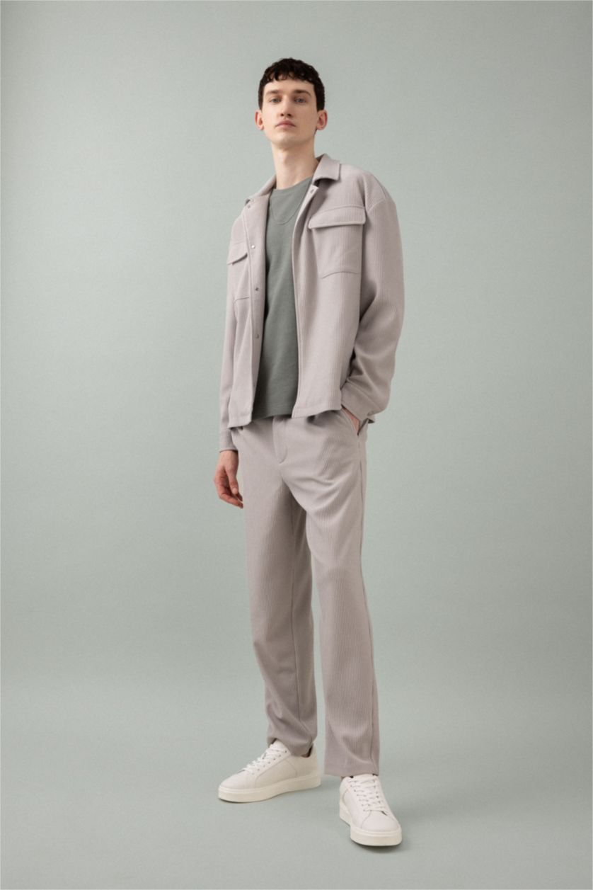 Erkek Açık Gri Yazlık Kumaş Pantolon Tapered Fit Normal Kesim Düz Paça Her Yöne Esneyen