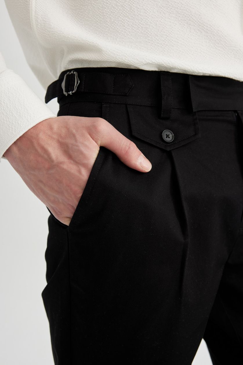 Man Black Tapered Fit Double Hem Twill Trousers