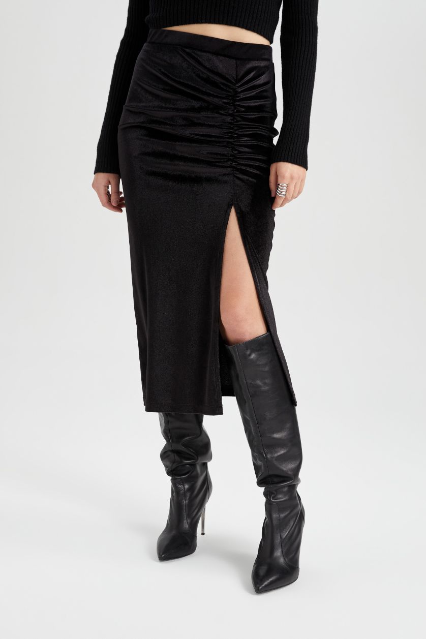 WOMAN Black Pencil Skirt Normal Waist Midi Knitted Skirt
