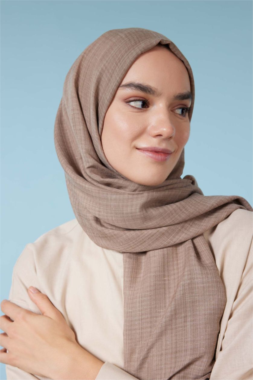 WOMAN Light Brown Woman Hijab Shawl