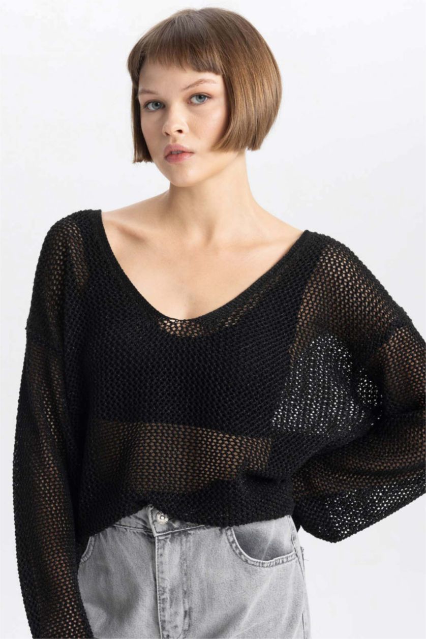 WOMAN Black Boat Neck Shiny Fabric Knitted Pullover