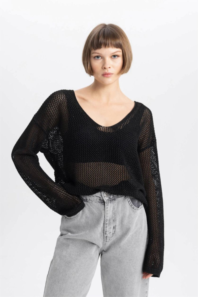 WOMAN Black Boat Neck Shiny Fabric Knitted Pullover