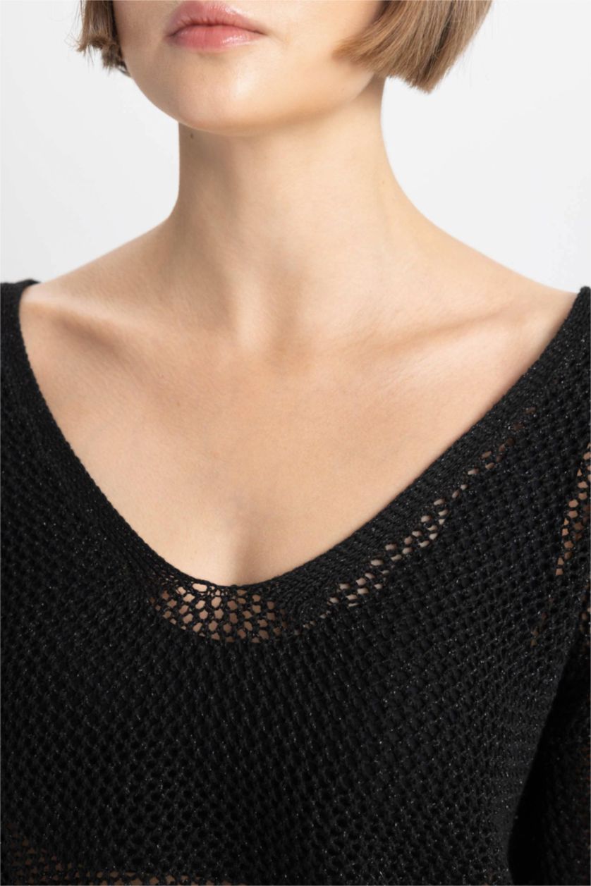 WOMAN Black Boat Neck Shiny Fabric Knitted Pullover