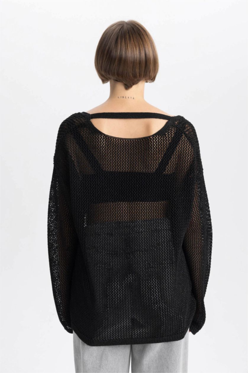 WOMAN Black Boat Neck Shiny Fabric Knitted Pullover