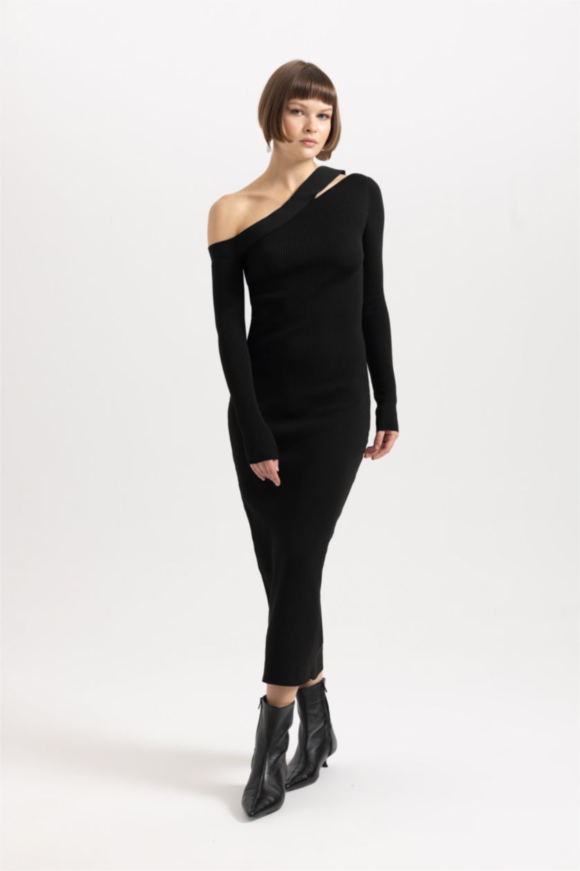 Woman Black Slim Fit Ribana Dress