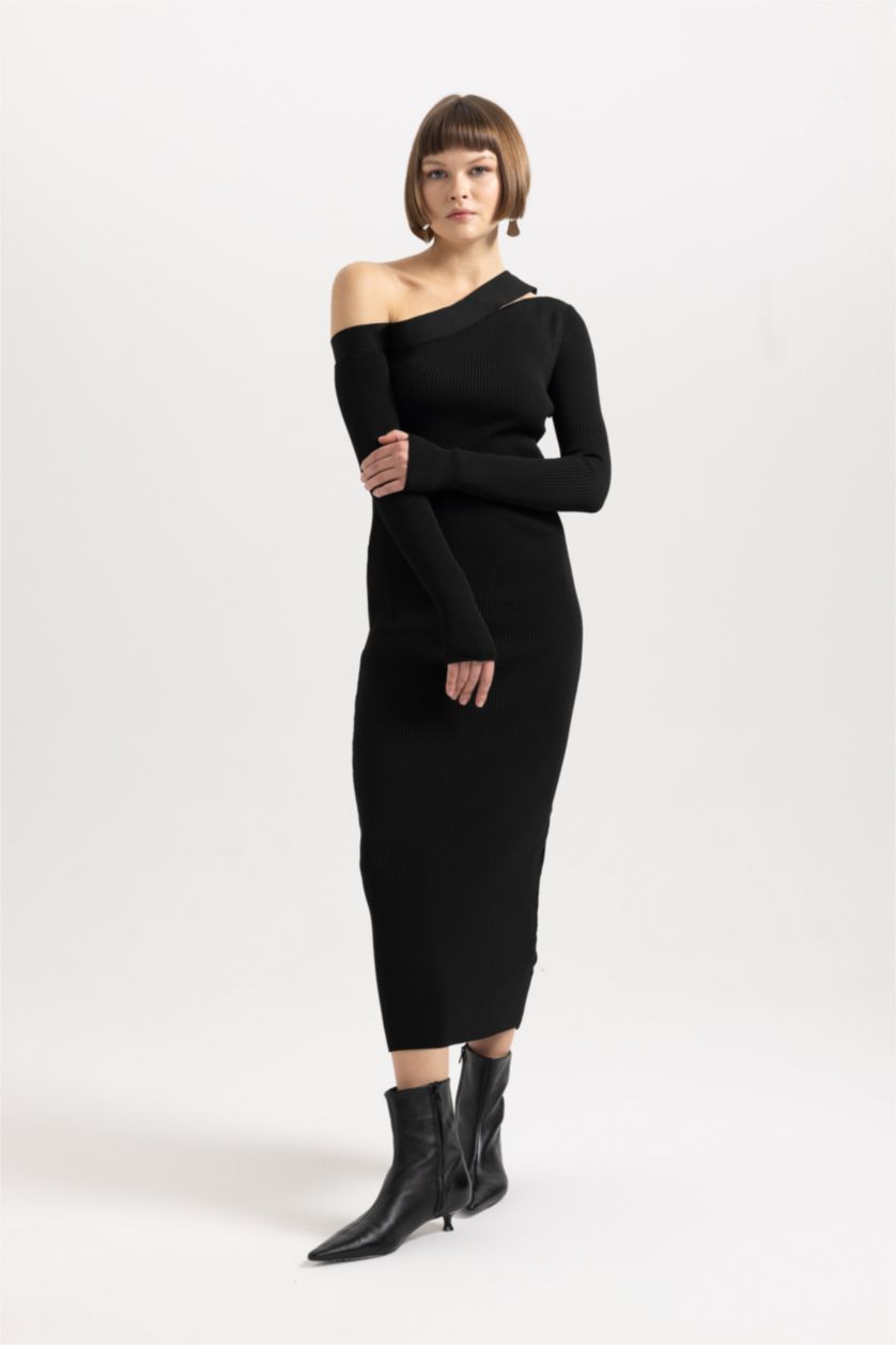 Woman Black Slim Fit Ribana Dress