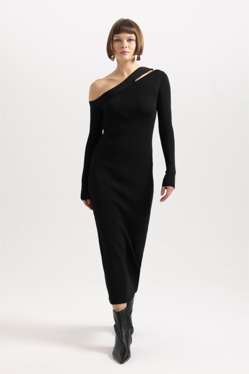 Woman Black Slim Fit Ribana Dress