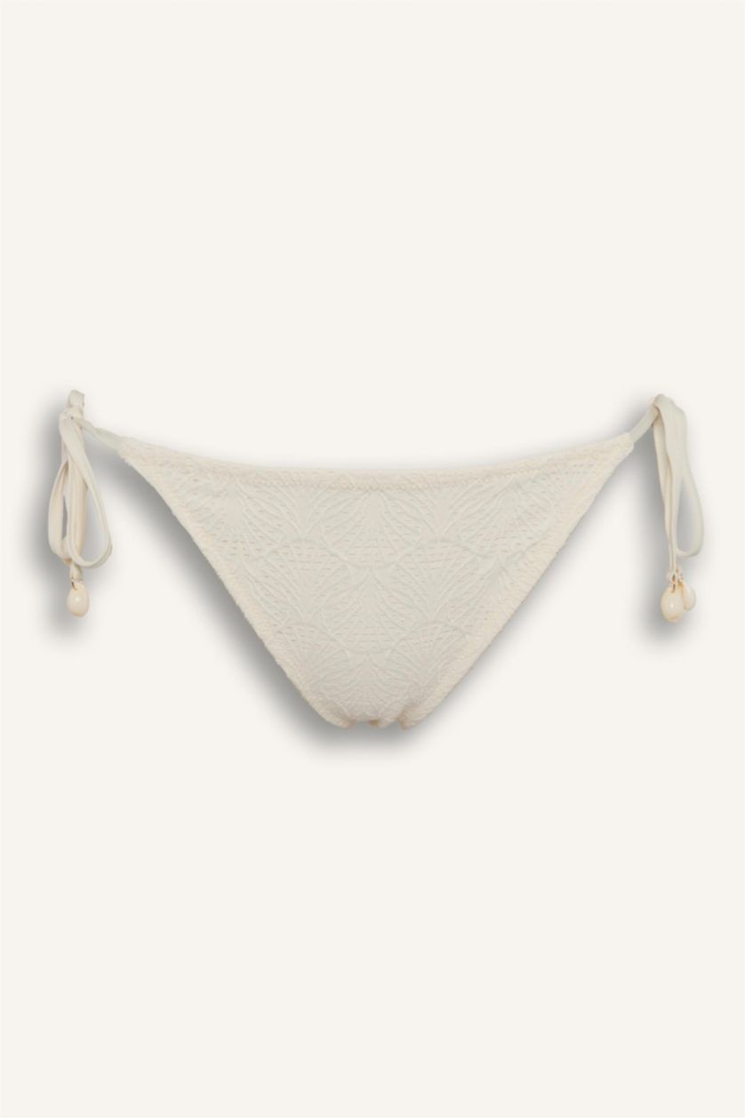 Әйелдерге экру Regular Fit кестелі ришелье бикини асты