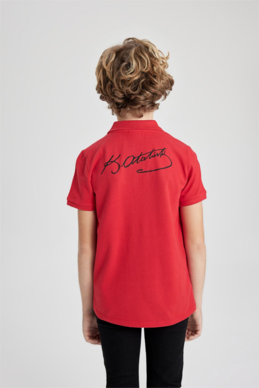 Erkek Çocuk - Genç Erkek Kırmızı Erkek Çocuk 29 Ekim Cumhuriyet Bayramı Polo Yaka Pike Kısa Kollu Atatürk Baskılı Kırmızı Tişört