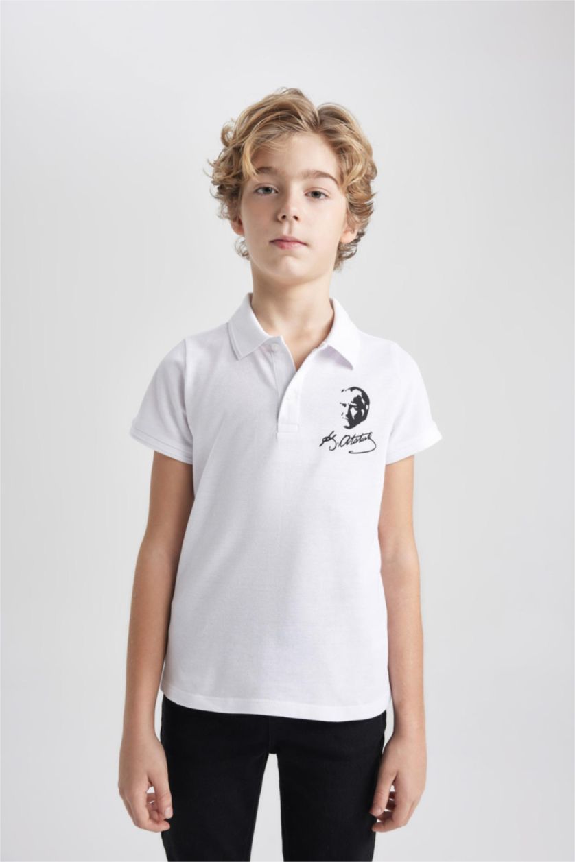 Erkek Çocuk - Genç Erkek Beyaz Erkek Çocuk 29 Ekim Cumhuriyet Bayramı Polo Yaka Pike Kısa Kollu Atatürk Baskılı Beyaz Tişört