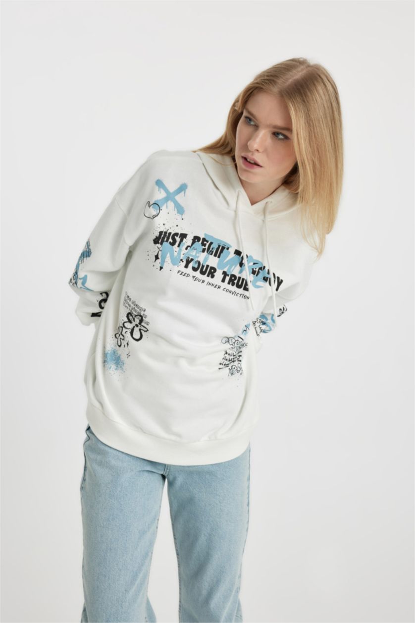 Kadın Kırık Beyaz Oversıze Kalın Kumaş Sweatshirt