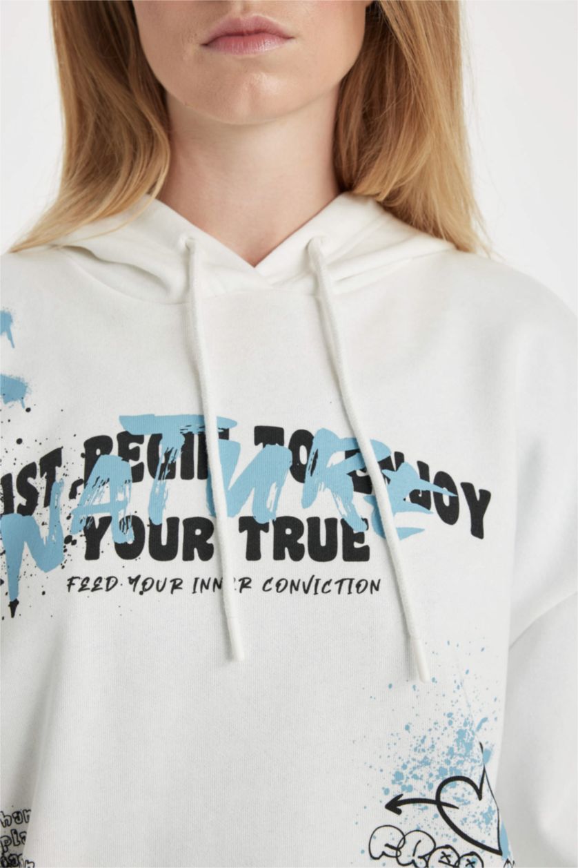 Kadın Kırık Beyaz Oversıze Kalın Kumaş Sweatshirt