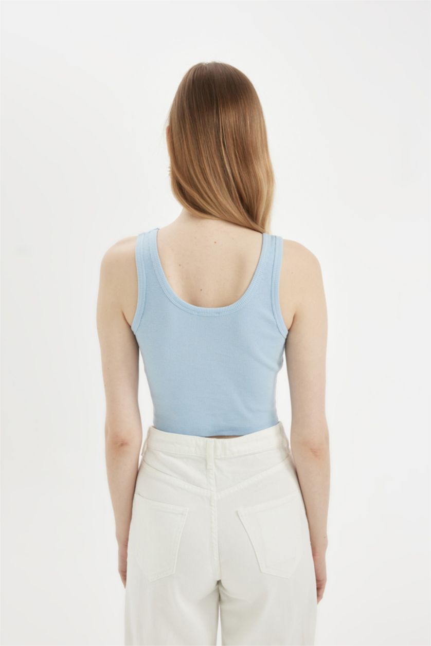 Woman Light Blue Fitted V-Neck Ribbed Camisole Crop Top