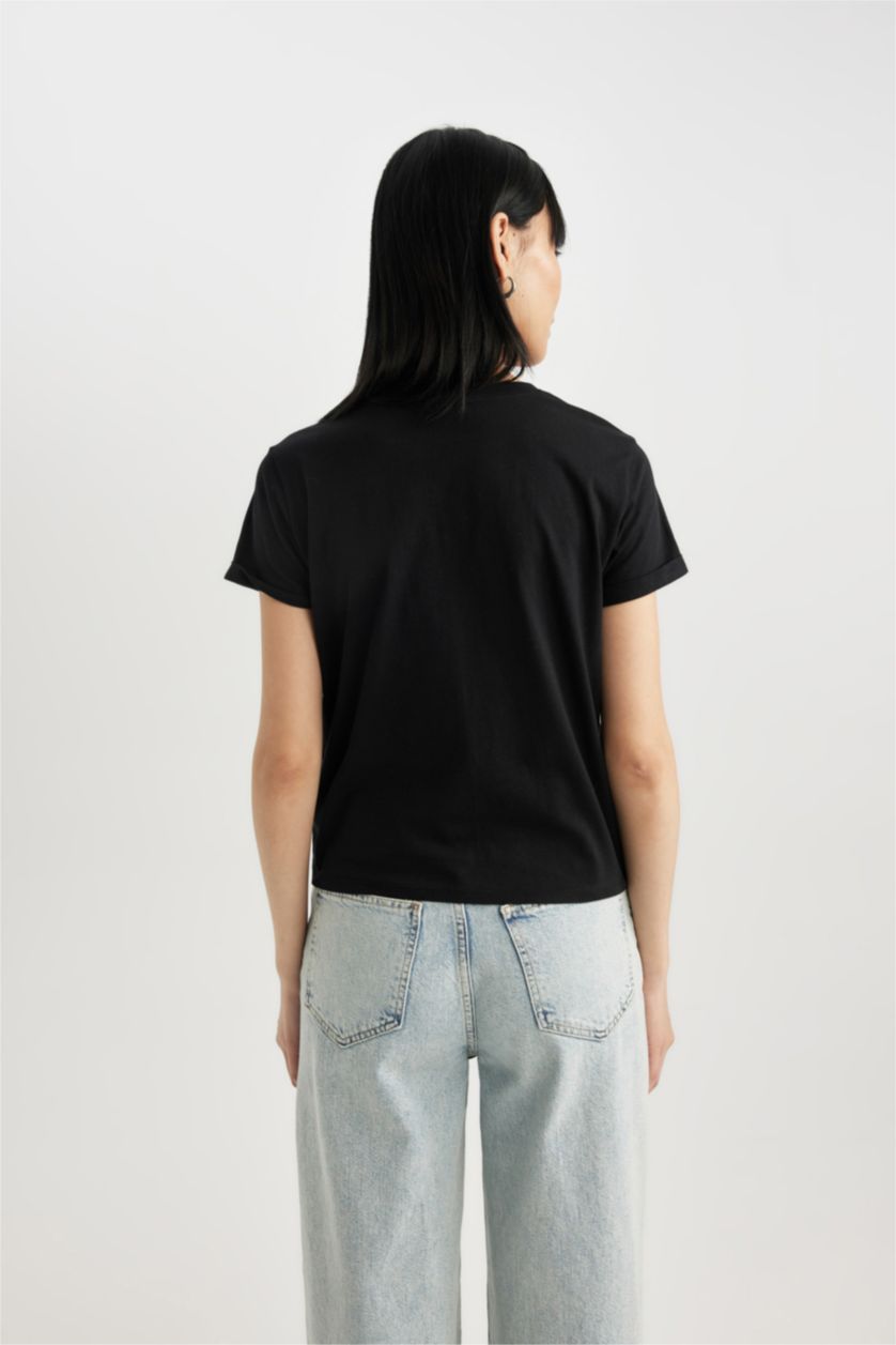 Woman Black Fitted Printed Short Sleeve T-Shirt