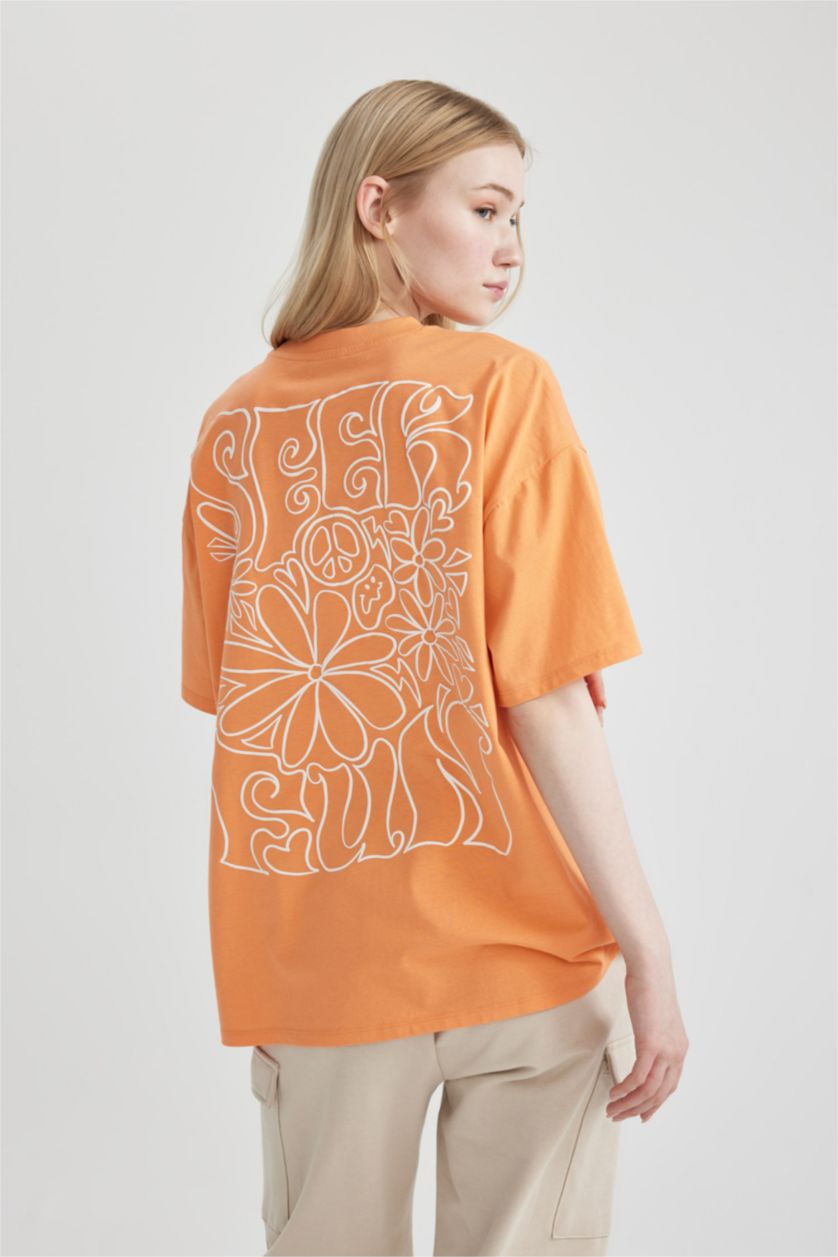 Woman Orange Oversize Fit Crew Neck Printed Short Sleeve T-Shirt