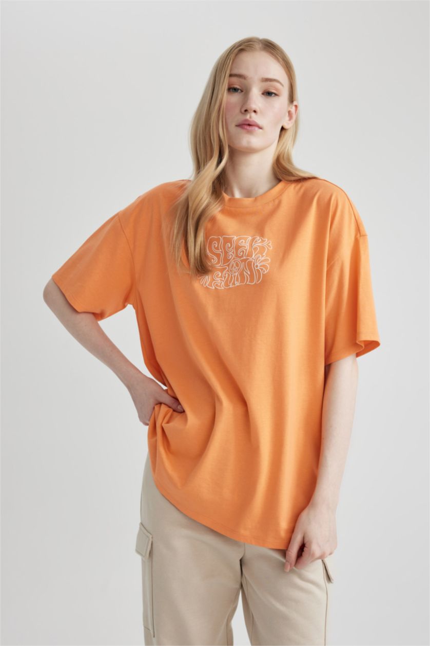 Woman Orange Oversize Fit Crew Neck Printed Short Sleeve T-Shirt