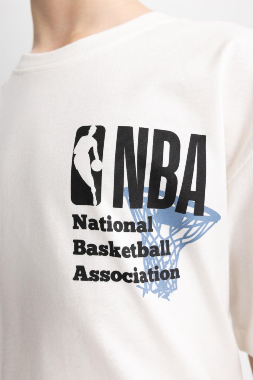 GARÇONS Écru T-Shirt Oversize à Col rond NBA Wordmark Pour Garçon