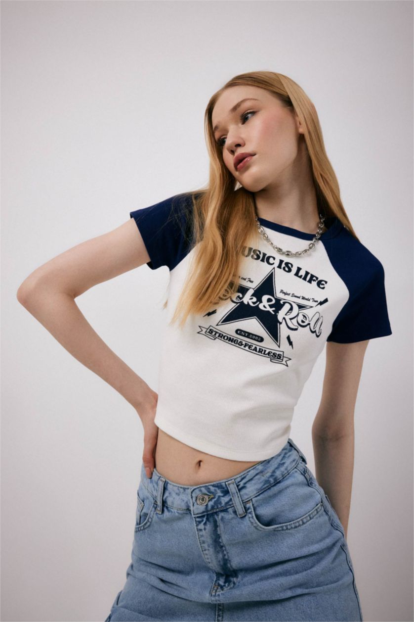 حريمي أزرق فاقع تي شيرت نص كم مطبوع سليم فيت