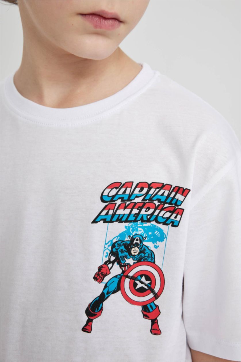 أولاد أبيض تي شيرت ولادي بقصة عادية من مارفل