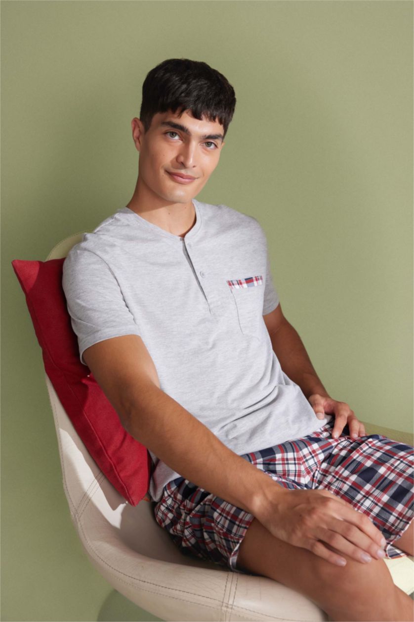 Erkek Gri Melanj Regular Fit Pijama Takım Kısa Kollu Üst Şort Beli Lastikli  Alt