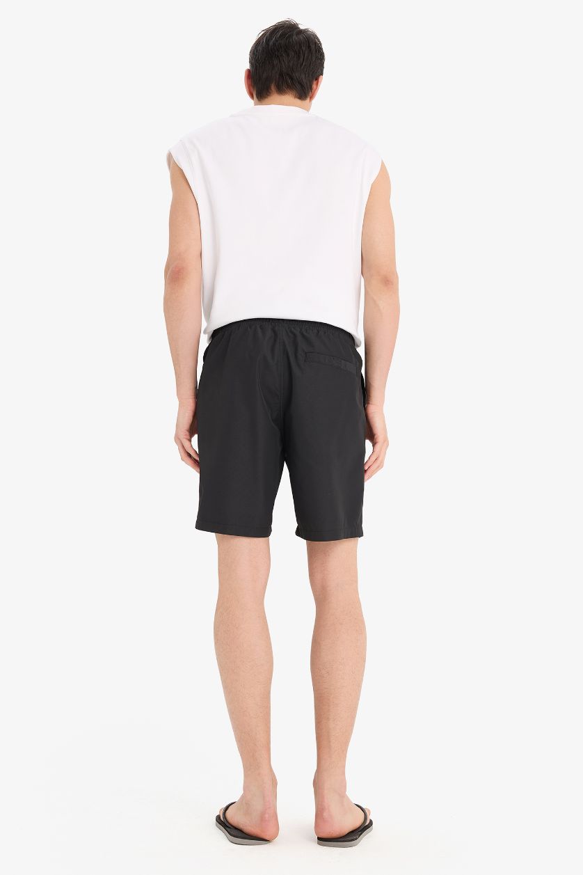 Erkek Siyah Regular Fit File Astarlı Kısa Boy Deniz Şortu