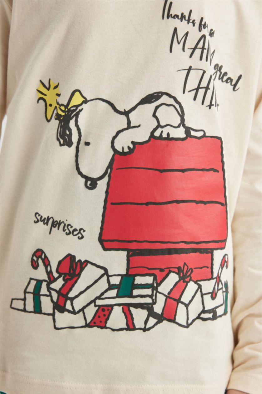 GIRLS & TEENS Ecru Girl Snoopy Christmas Themed 2 Piece Pajama Set