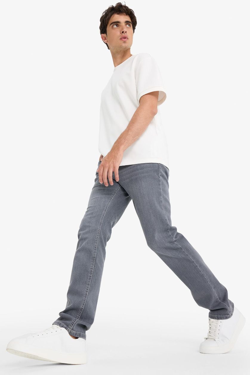 Man Grey Sergio Regular Fit Normal Waist Jeans
