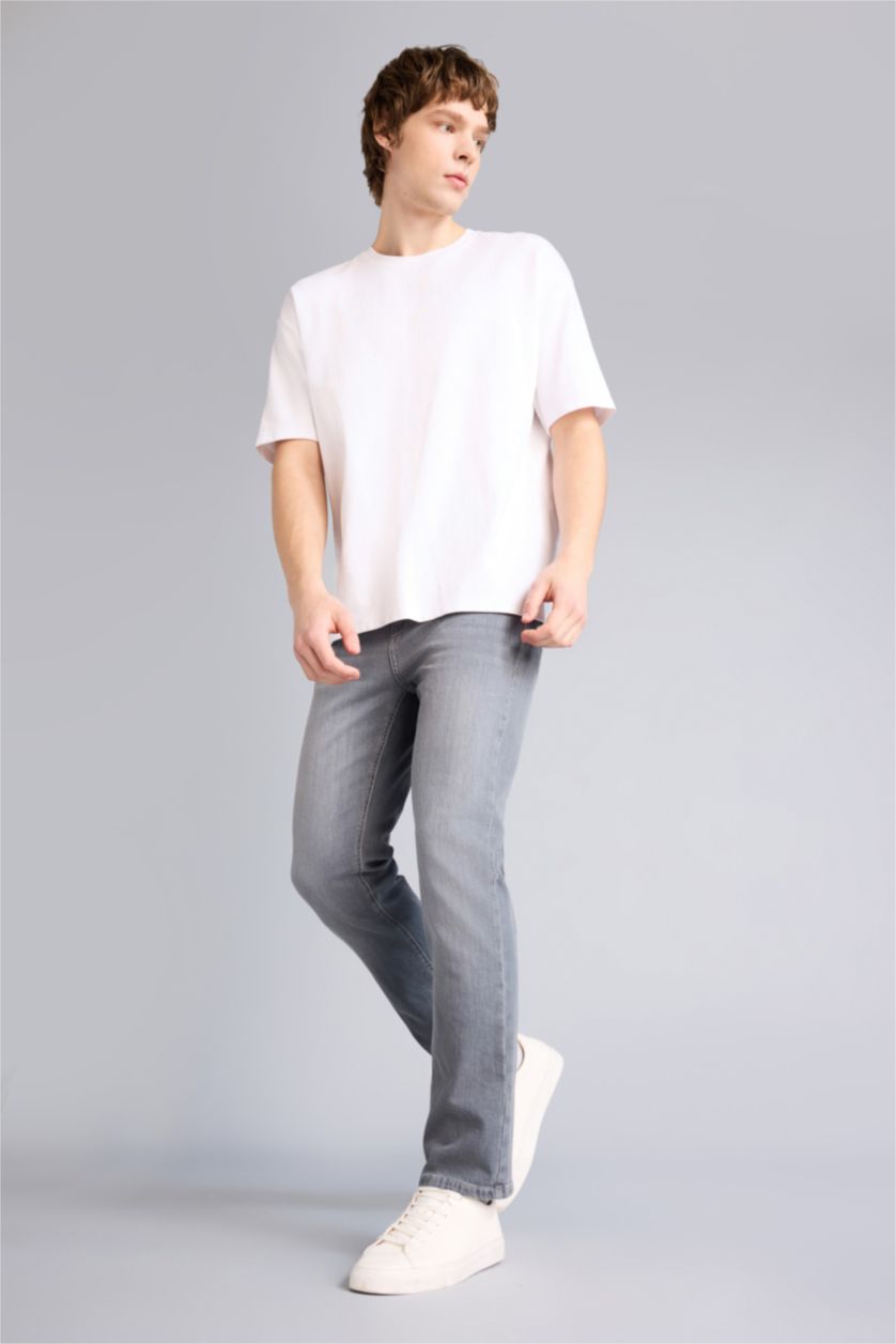 MAN Grey Sergio Regular Fit Normal Waist Straight Leg Jeans