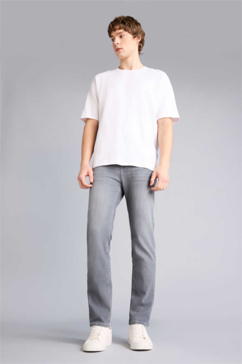 MAN Grey Sergio Regular Fit Normal Waist Straight Leg Jeans