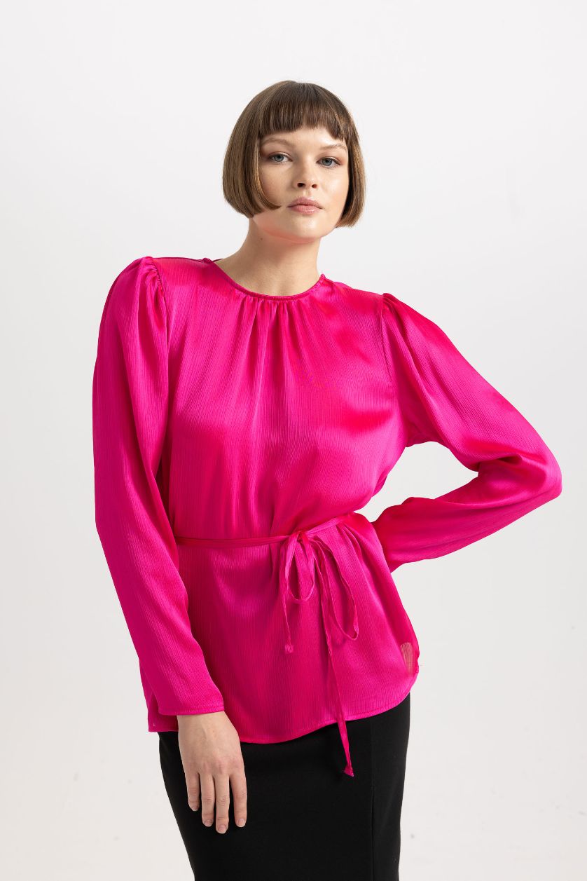 Woman Fushsia Fitted Round Neck Long Sleeve Chiffon Blouse