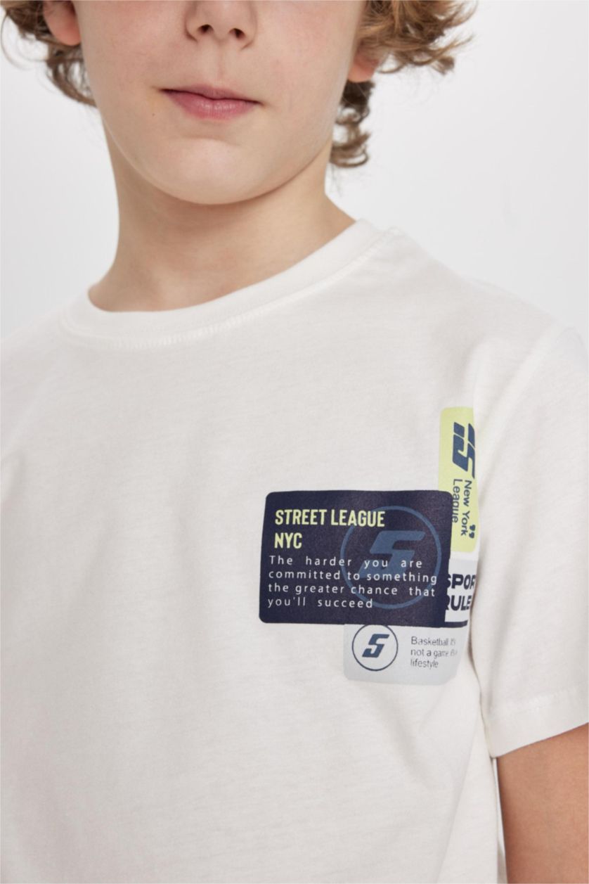 Erkek Çocuk - Genç Erkek Kırık Beyaz Bisiklet Yaka Baskılı Kısa Kollu Tişört Erkek Çocuk