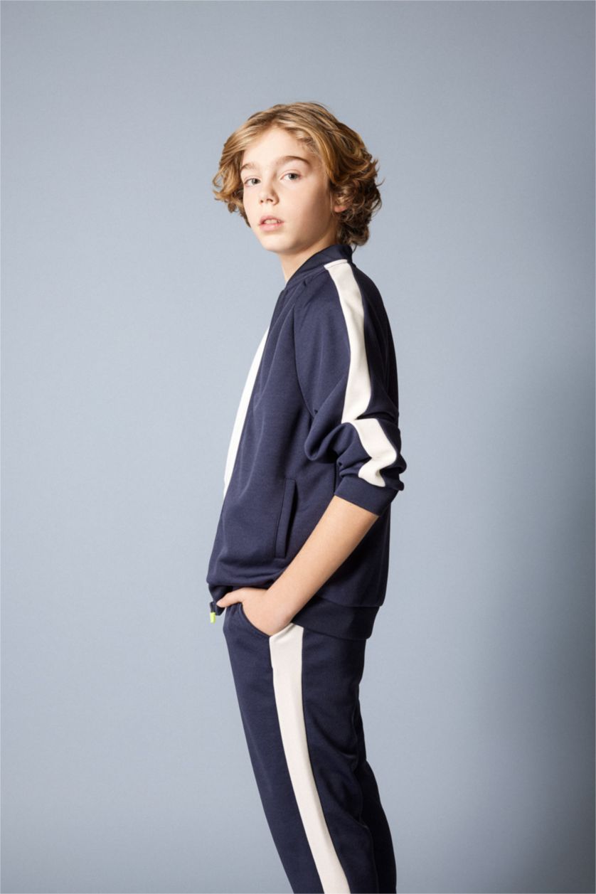 أولادي كحلي جاكيت بومبر اولادي خفيف اوفر سايز وياقة كوليج