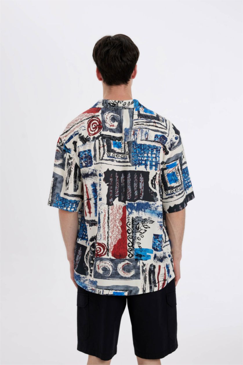 Erkek Lacivert Relax Fit Yazlık Apaş Yaka Desenli Viskon Kısa Kollu Gömlek